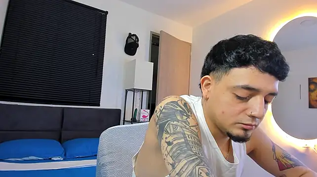 alejandro_calderon1 Pertunjukan Webcam
