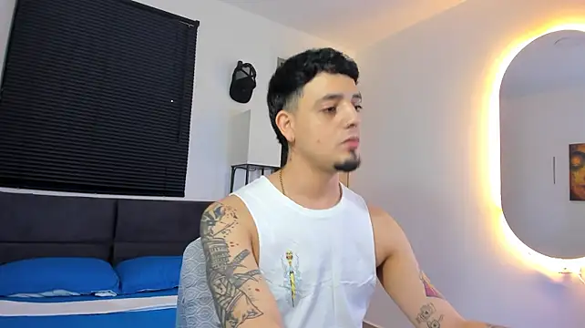 alejandro_calderon1 Pertunjukan Webcam