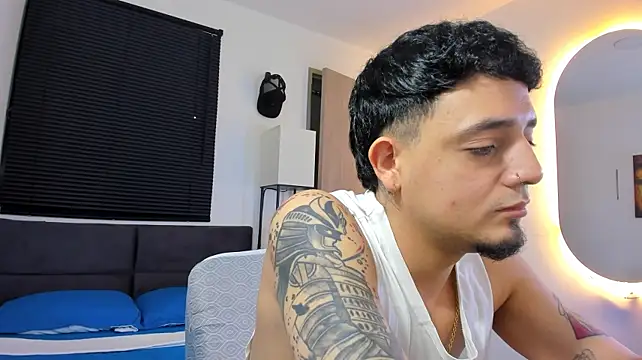 Вебкам-шоу alejandro_calderon1