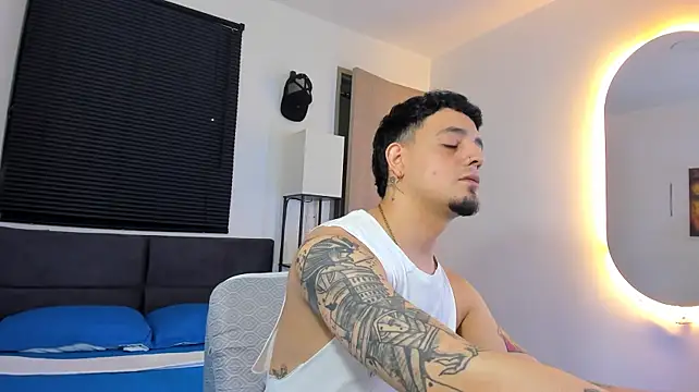 alejandro_calderon1: вебкам-шоу