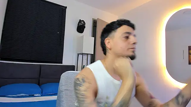 alejandro_calderon1 Show Webcam