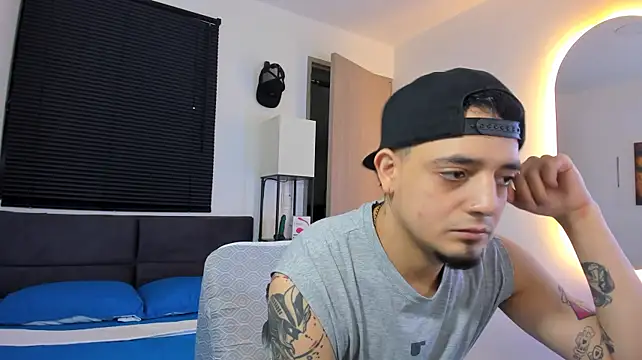 הופעת וובקאם של alejandro_calderon1
