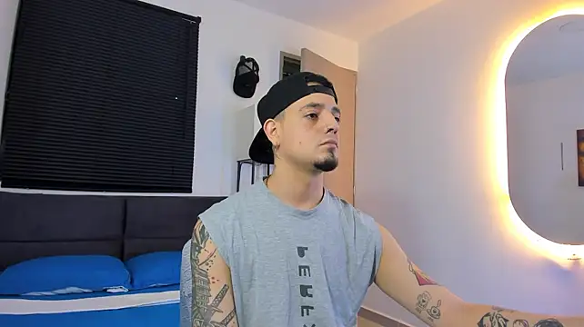 alejandro_calderon1 Show Webcam