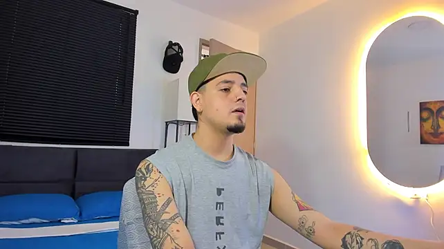 הופעת וובקאם של alejandro_calderon1