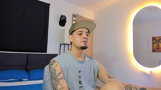 alejandro_calderon1n Webbikameraesitys