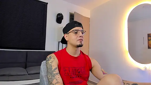 alejandro_calderon1 在線直播表演