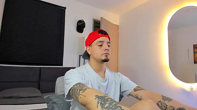 הופעת וובקאם של alejandro_calderon1
