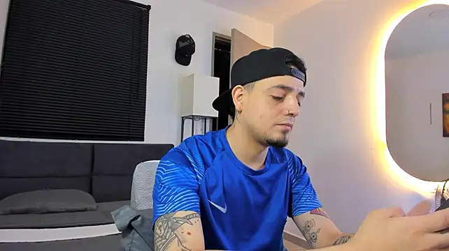 alejandro_calderon1 Pertunjukan Webcam