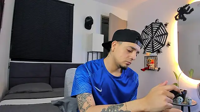 alejandro_calderon1 Шоу с уебкамера