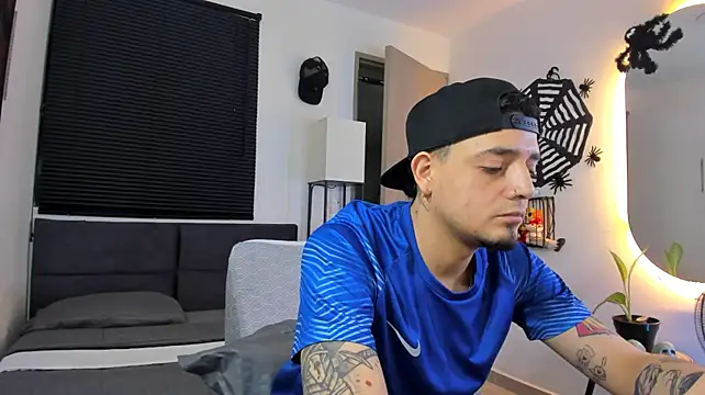 alejandro_calderon1 웹캠 쇼