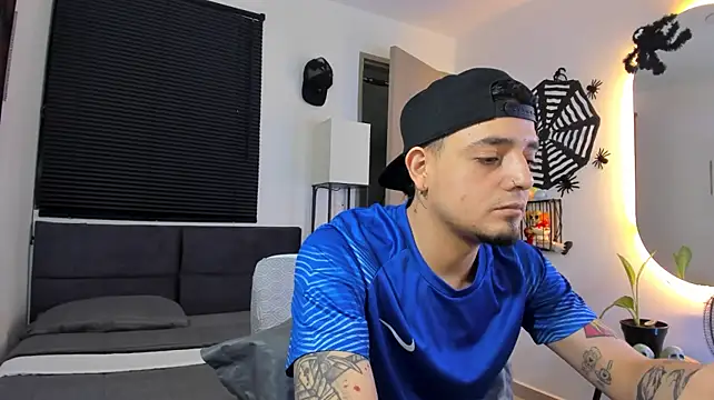 alejandro_calderon1 웹캠 쇼