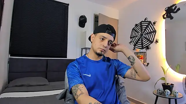 alejandro_calderon1 在線直播表演
