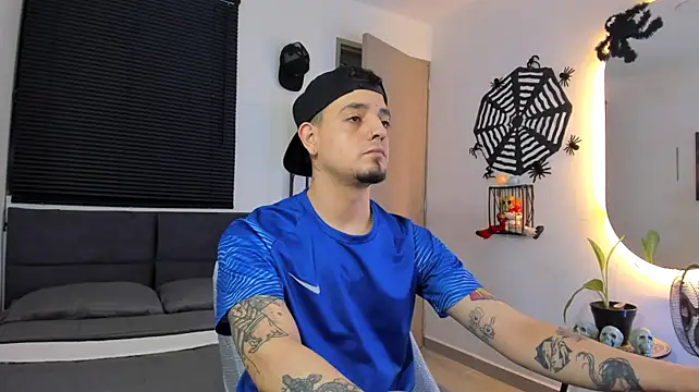 Show modela alejandro_calderon1 na web-kameri