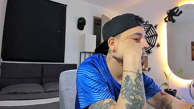 alejandro_calderon1 网络视讯表演