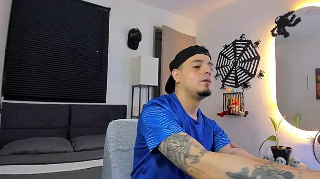 Pokazy przed kamerką – alejandro_calderon1