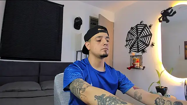 alejandro_calderon1のウェブカメラショー