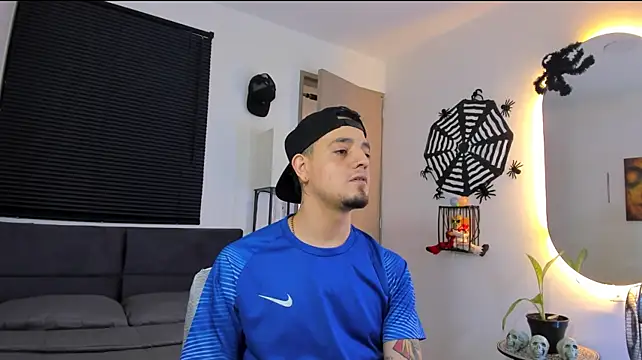 Webkamerová show alejandro_calderon1