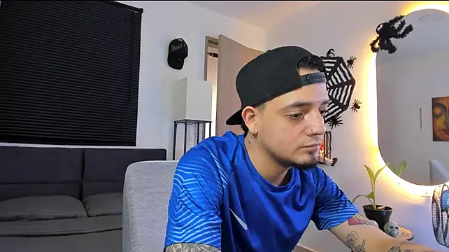הופעת וובקאם של alejandro_calderon1