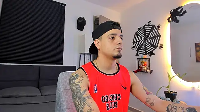 alejandro_calderon1 Webcam-Show