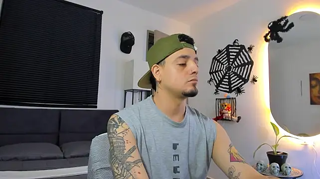 alejandro_calderon1 在線直播表演