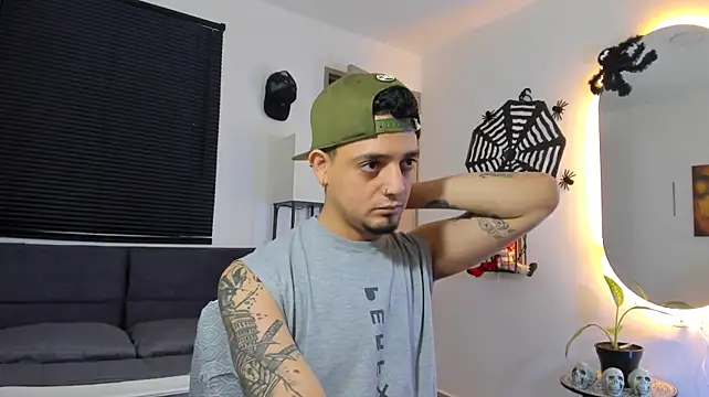 Pokazy przed kamerką – alejandro_calderon1