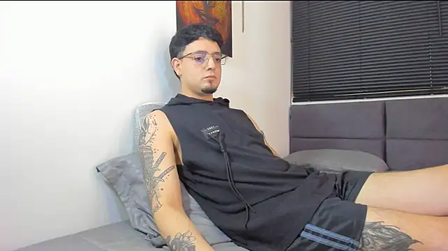 alejandro_calderon1 在線直播表演