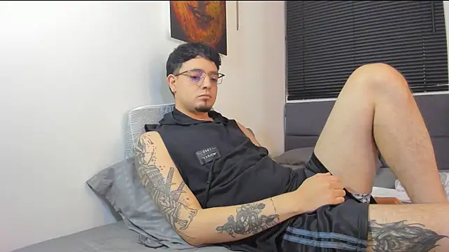 alejandro_calderon1 Шоу с уебкамера