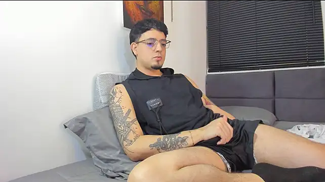 alejandro_calderon1のウェブカメラショー