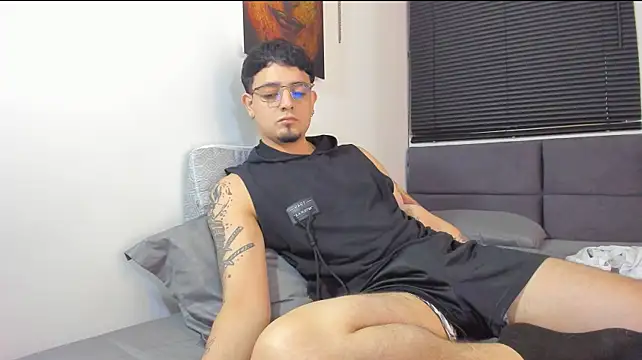 alejandro_calderon1 网络视讯表演