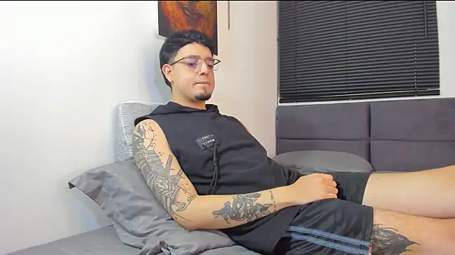 alejandro_calderon1n Webbikameraesitys