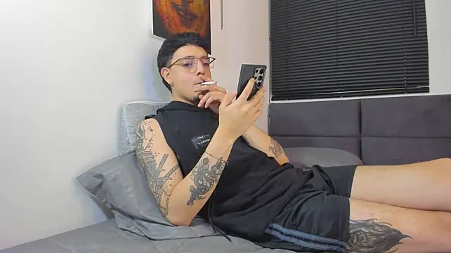 alejandro_calderon1 Webcam Show
