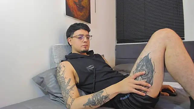 alejandro_calderon1: вебкам-шоу