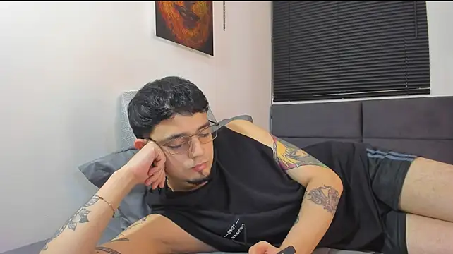 alejandro_calderon1 – webcam-show