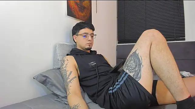 alejandro_calderon1 Webcam Show