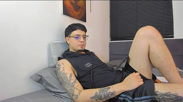 alejandro_calderon1 Pertunjukan Webcam