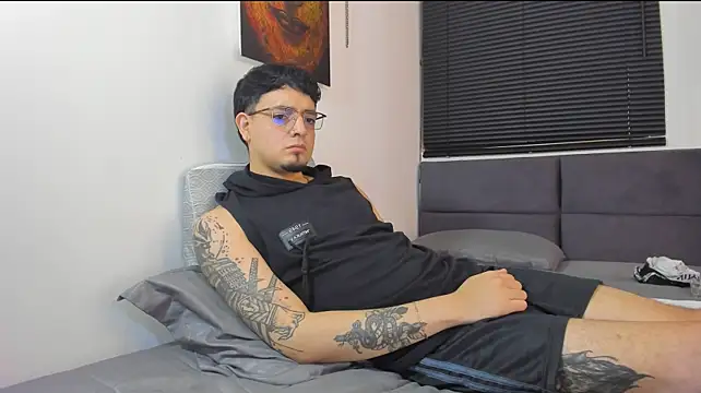 alejandro_calderon1 – webcam-show