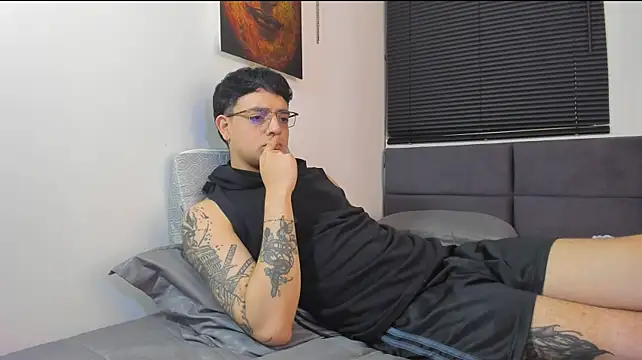 Webkamerová show alejandro_calderon1