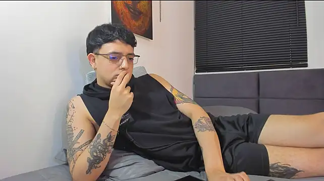 alejandro_calderon1 Pertunjukan Webcam