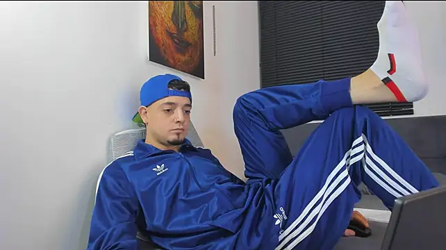 alejandro_calderon1 Шоу с у ебкамера