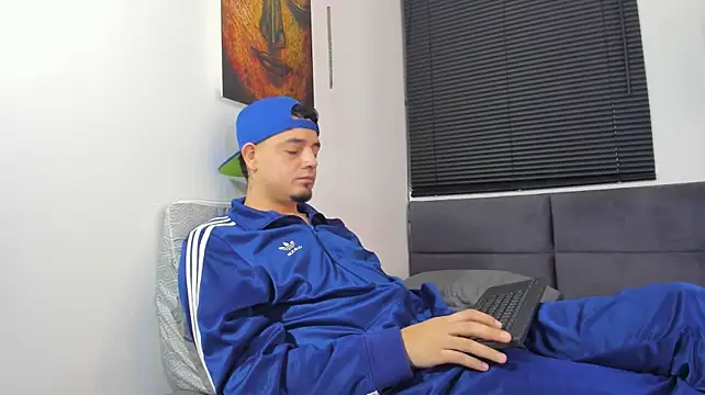 alejandro_calderon1: вебкам-шоу