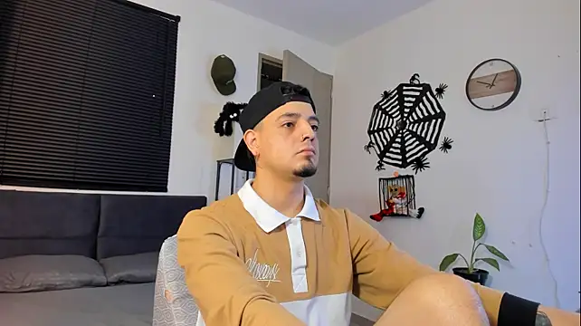 alejandro_calderon1n Webbikameraesitys