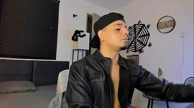 Show de alejandro_calderon1 na webcam