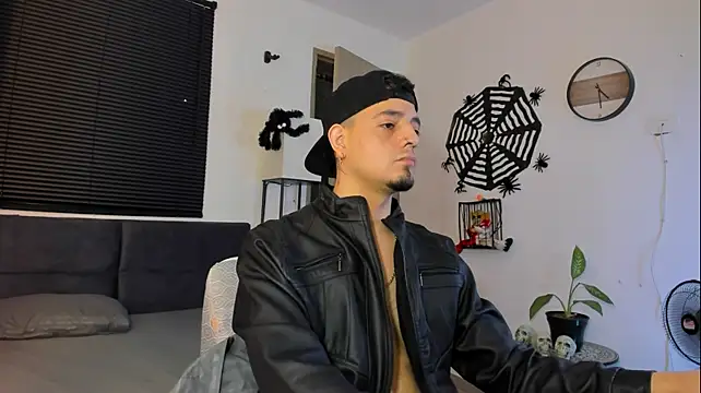 Show modela alejandro_calderon1 na web-kameri