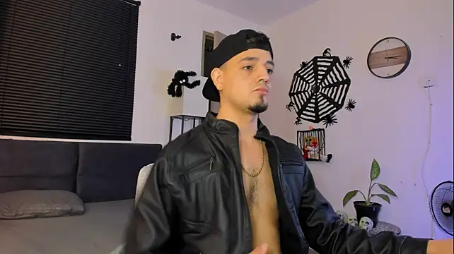 alejandro_calderon1 Show Webcam