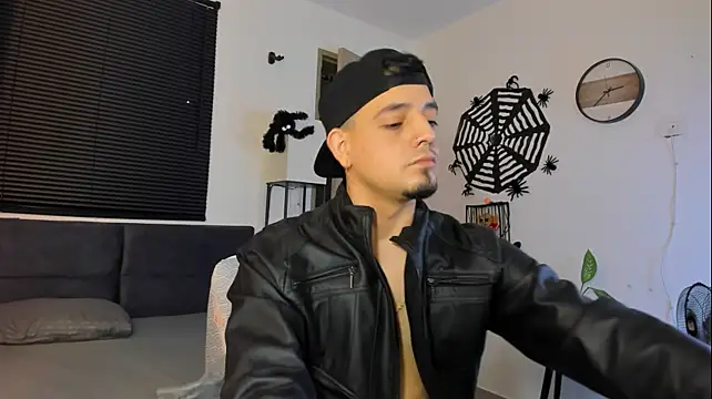 Show de alejandro_calderon1 na webcam