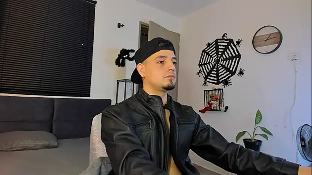 alejandro_calderon1のウェブカメラショー