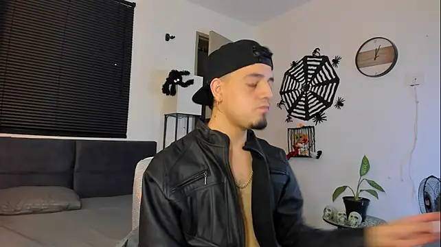 alejandro_calderon1 Show Webcam