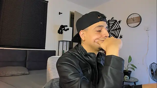 alejandro_calderon1 Webcam-Show