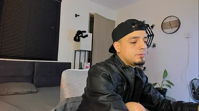 alejandro_calderon1: вебкам-шоу
