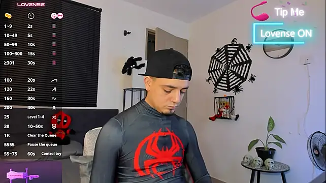 alejandro_calderon1's Webcam Show